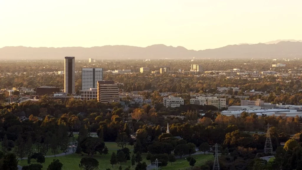 Premium Burbank Limo Service by Beverly Deluxe