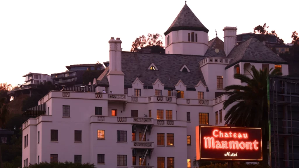 Chauffeur Transfers from LAX to Chateau Marmont